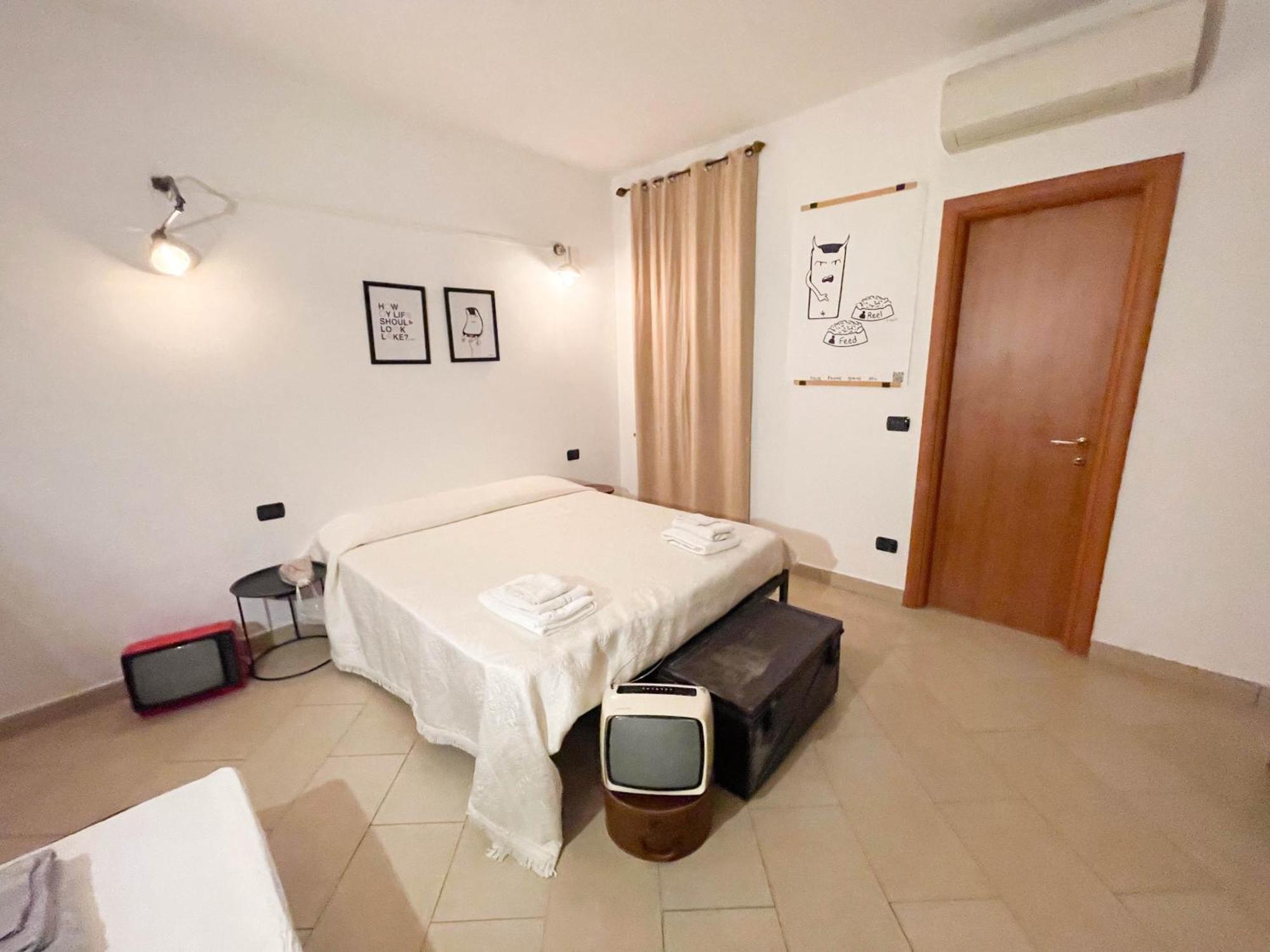 Incortedafabio Design Flat With Bikes Caronno Pertusella Kültér fotó